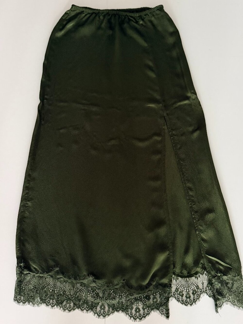 Aerie Liquid Satin Olive Green Midi Skirt W/Lace Trim Sz XS Boho Whimsical 90s